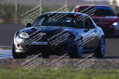 media/Jan-18-2026-CalClub SCCA (Sun) [[8bc6468723]]/Group 7 Race/Turn 1/